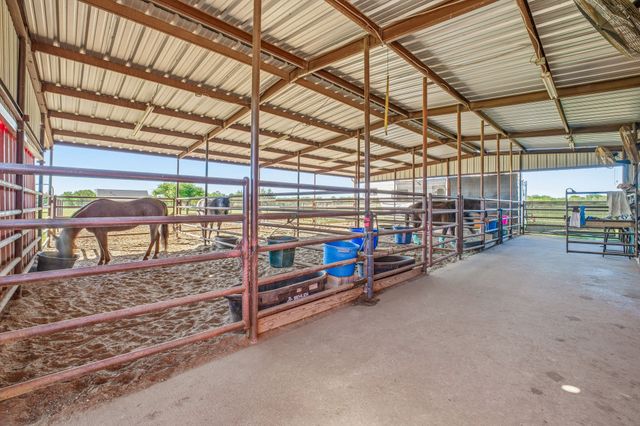 1186 County Road 1024, Glen Rose, TX 76043