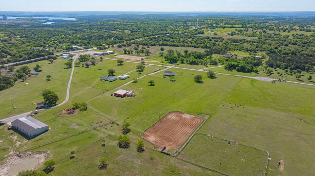 1186 County Road 1024, Glen Rose, TX 76043