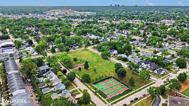 4346 Mandalay Avenue, Royal Oak, MI 48073