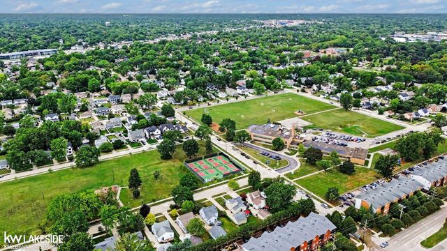 4346 Mandalay Avenue, Royal Oak, MI 48073