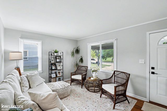 4346 Mandalay Avenue, Royal Oak, MI 48073