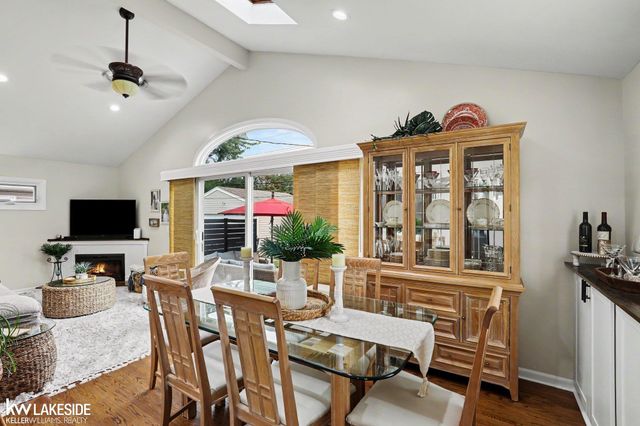 4346 Mandalay Avenue, Royal Oak, MI 48073