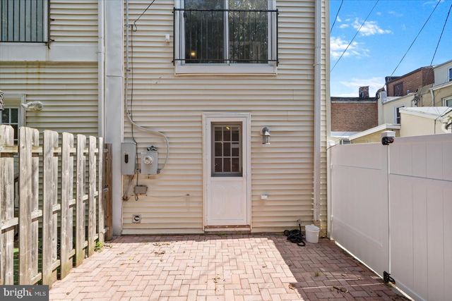 104 N PATTERSON PARK AVE, Baltimore, MD 21231