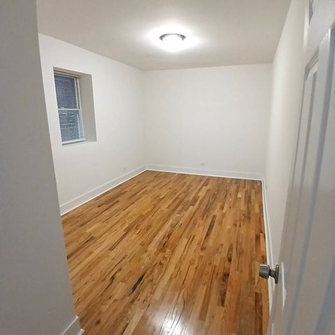 2108 N Keeler Avenue 1F, Chicago, IL 60639