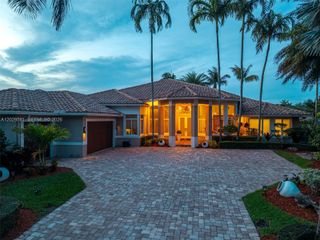 2458 Provence Court, Weston, FL 33327