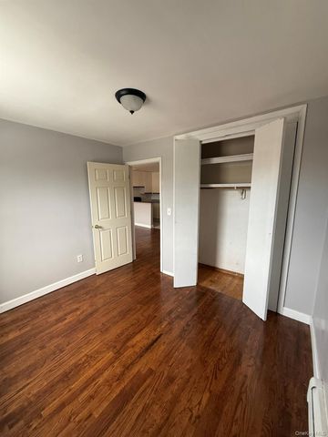 106-12 156th Street 2nd Fl, Jamaica, NY 11433
