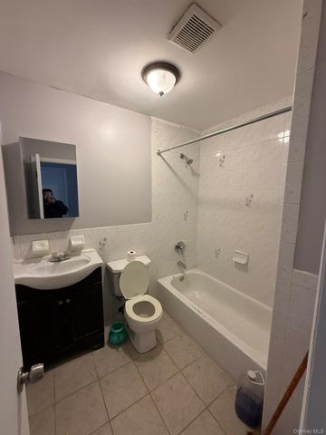 106-12 156th Street 2nd Fl, Jamaica, NY 11433