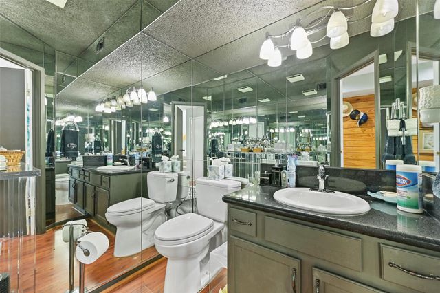 3408 Jolly Roger Circle, Galveston, TX 77554