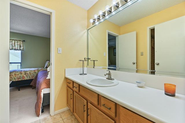 3408 Jolly Roger Circle, Galveston, TX 77554