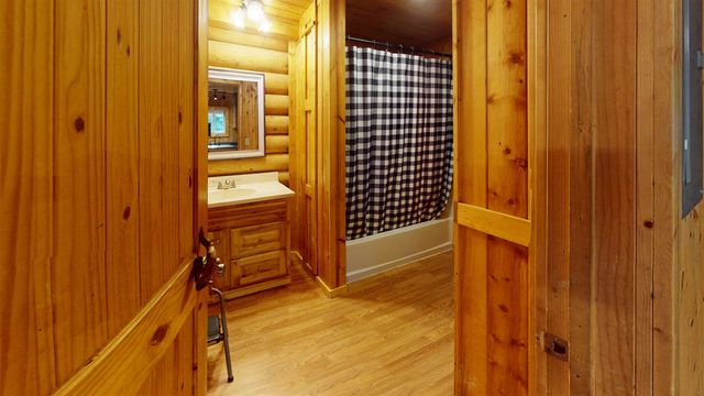 1515 SAILOR COURT, North Pole, AK 99705