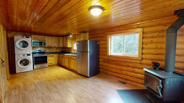 1515 SAILOR COURT, North Pole, AK 99705