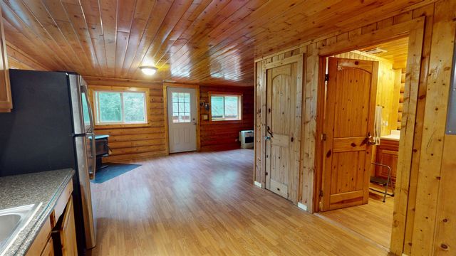 1515 SAILOR COURT, North Pole, AK 99705