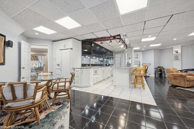 20842 N Heather Court B, Kildeer, IL 60047