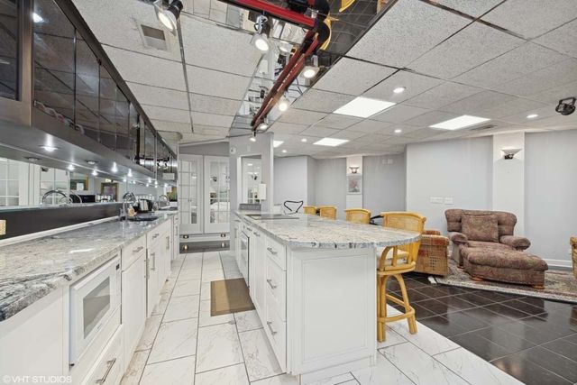 20842 N Heather Court B, Kildeer, IL 60047