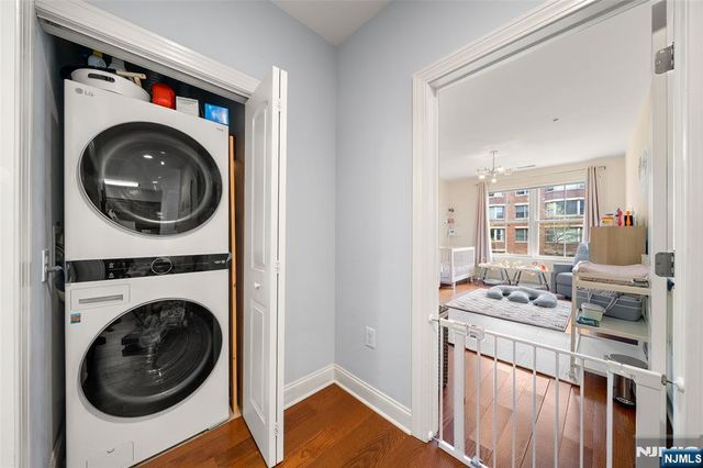 22 Ave At Port Imperial 204, West New York, NJ 07093