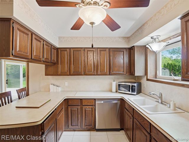 24892 Melody Lane, Taylor, MI 48180