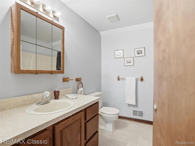 24892 Melody Lane, Taylor, MI 48180