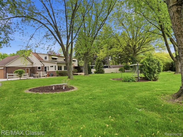 24892 Melody Lane, Taylor, MI 48180