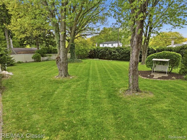 24892 Melody Lane, Taylor, MI 48180