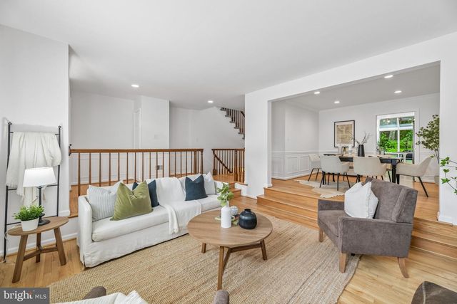 5722 BREWER HOUSE CIR, Rockville, MD 20852