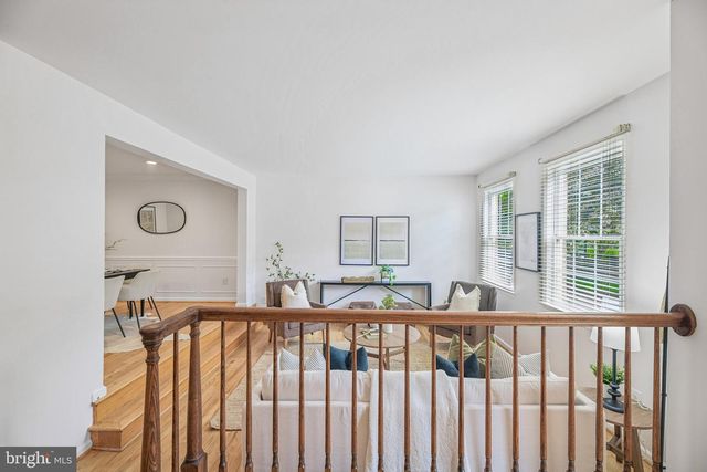 5722 BREWER HOUSE CIR, Rockville, MD 20852