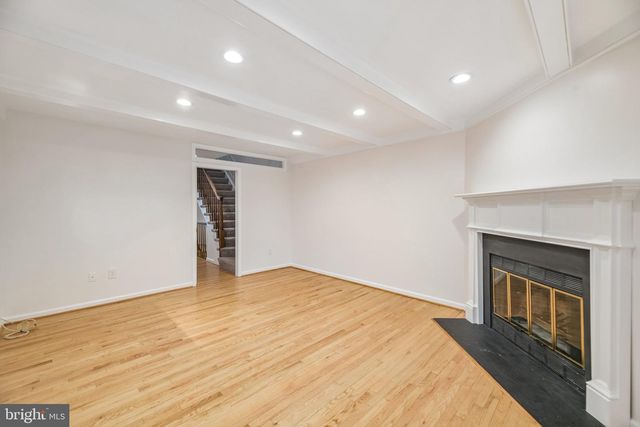 5722 BREWER HOUSE CIR, Rockville, MD 20852
