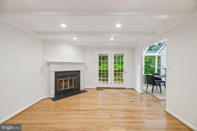 5722 BREWER HOUSE CIR, Rockville, MD 20852
