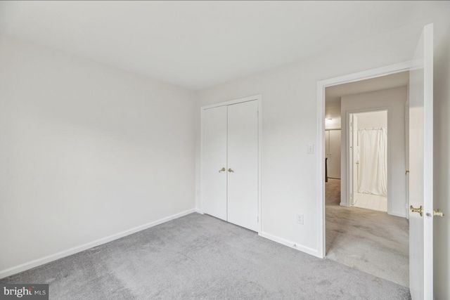 5722 BREWER HOUSE CIR, Rockville, MD 20852