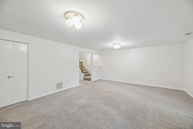 5722 BREWER HOUSE CIR, Rockville, MD 20852