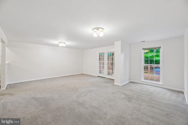5722 BREWER HOUSE CIR, Rockville, MD 20852
