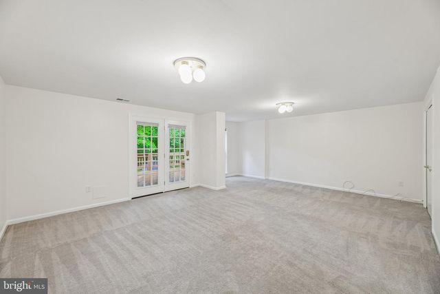 5722 BREWER HOUSE CIR, Rockville, MD 20852