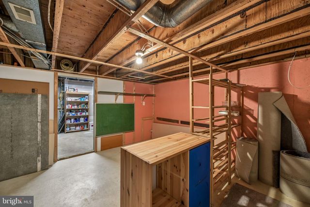 5722 BREWER HOUSE CIR, Rockville, MD 20852