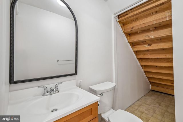 5722 BREWER HOUSE CIR, Rockville, MD 20852