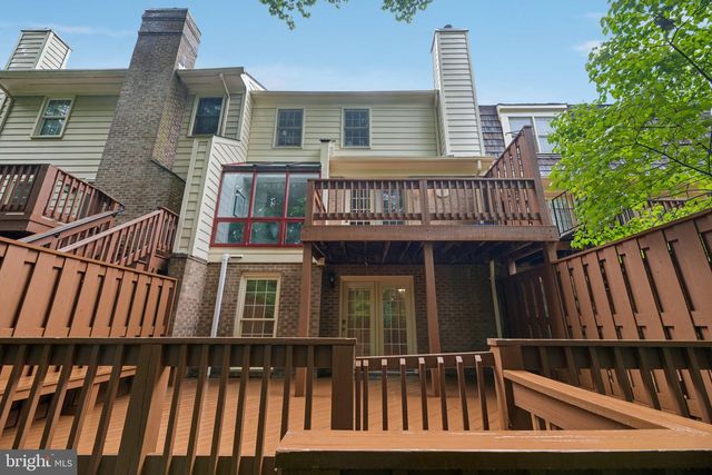 5722 BREWER HOUSE CIR, Rockville, MD 20852