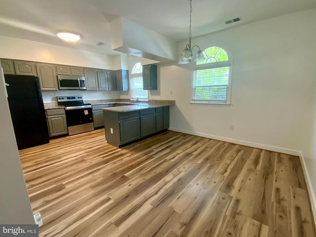 205 HEATHER CT, La Plata, MD 20646