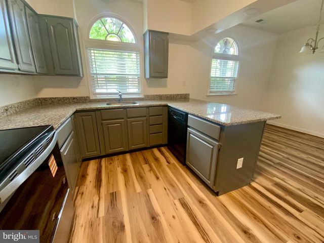 205 HEATHER CT, La Plata, MD 20646
