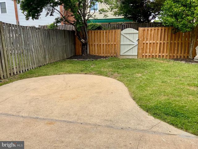 205 HEATHER CT, La Plata, MD 20646