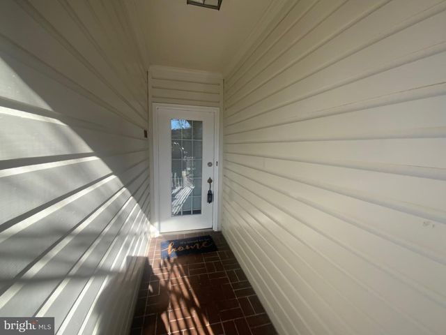 205 HEATHER CT, La Plata, MD 20646