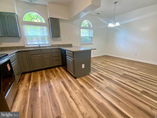 205 HEATHER CT, La Plata, MD 20646