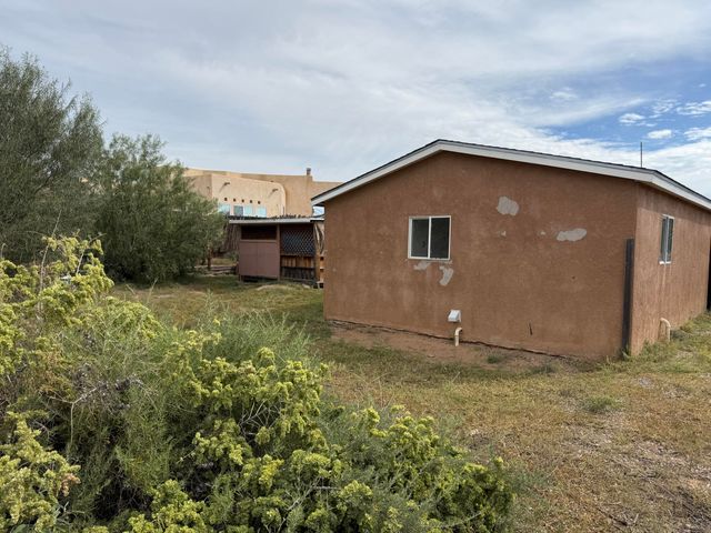 409 2ND Street SW, Rio Rancho, NM 87124