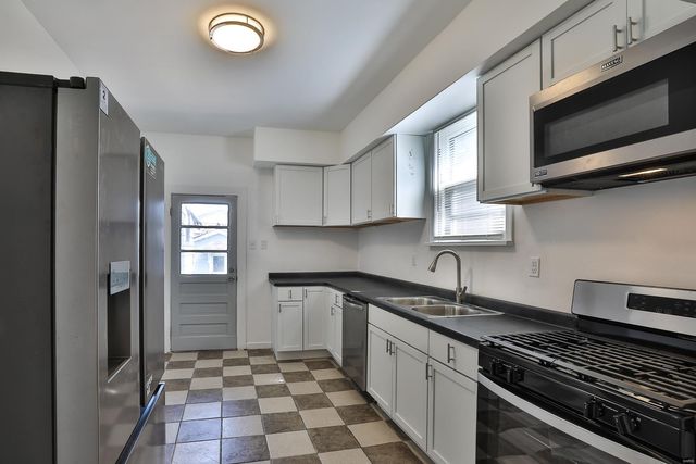 4417 Wallace Street, St Louis, MO 63116