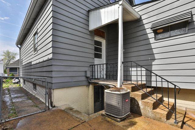 4417 Wallace Street, St Louis, MO 63116