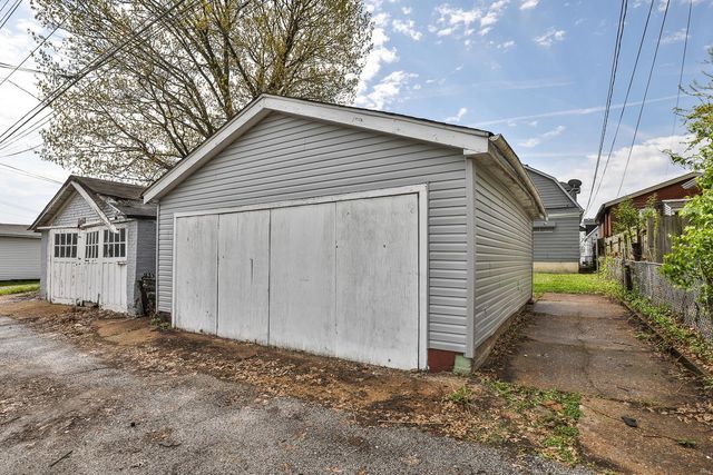 4417 Wallace Street, St Louis, MO 63116