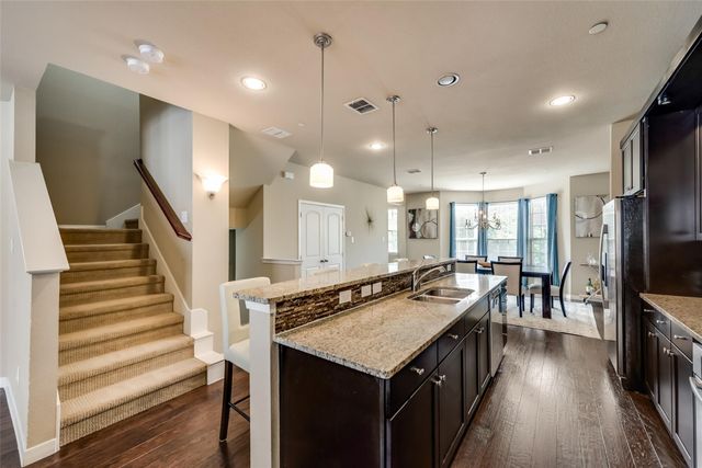 3943 Asbury Lane, Addison, TX 75001