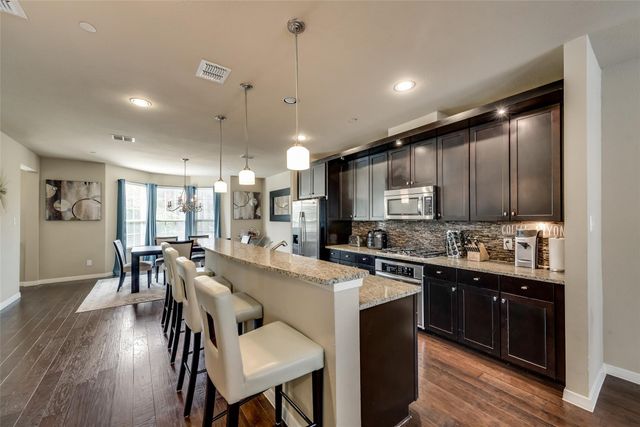 3943 Asbury Lane, Addison, TX 75001