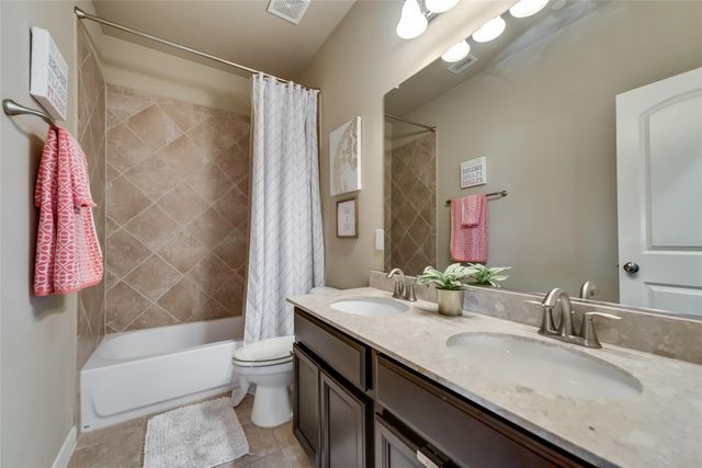 3943 Asbury Lane, Addison, TX 75001