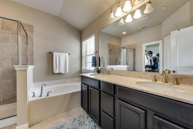 3943 Asbury Lane, Addison, TX 75001