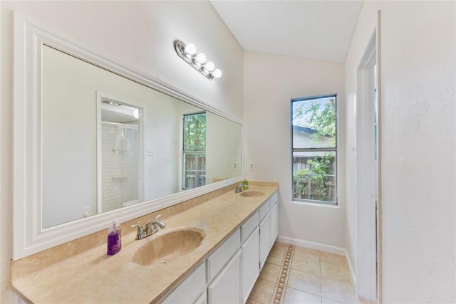 4701 Quicksilver BLVD, Austin, TX 78744