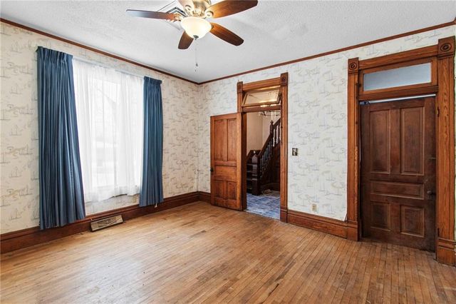 413 S Orchard Street, Clinton, MO 64735