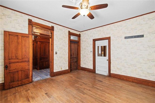 413 S Orchard Street, Clinton, MO 64735